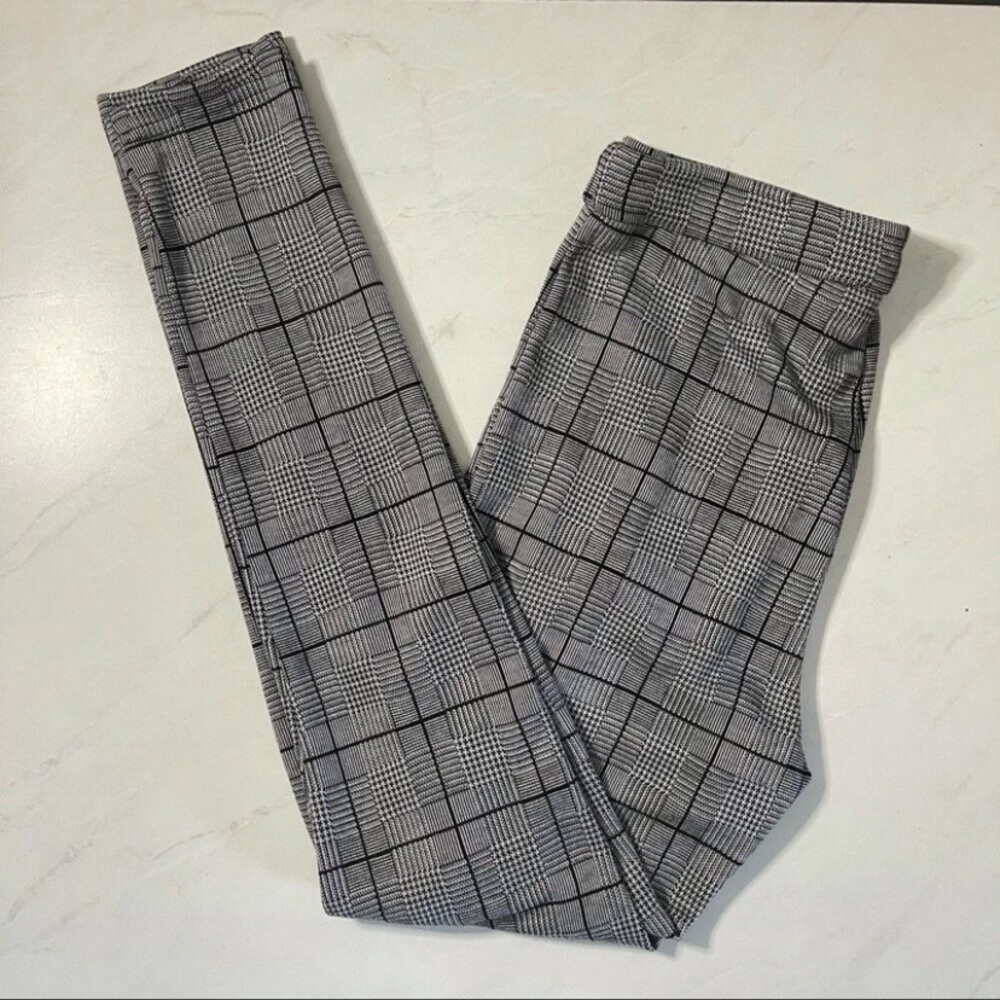 ✨ BRAND NEW Romeo & Juliet Couture Plaid Skinny High-Rise Pants ✨